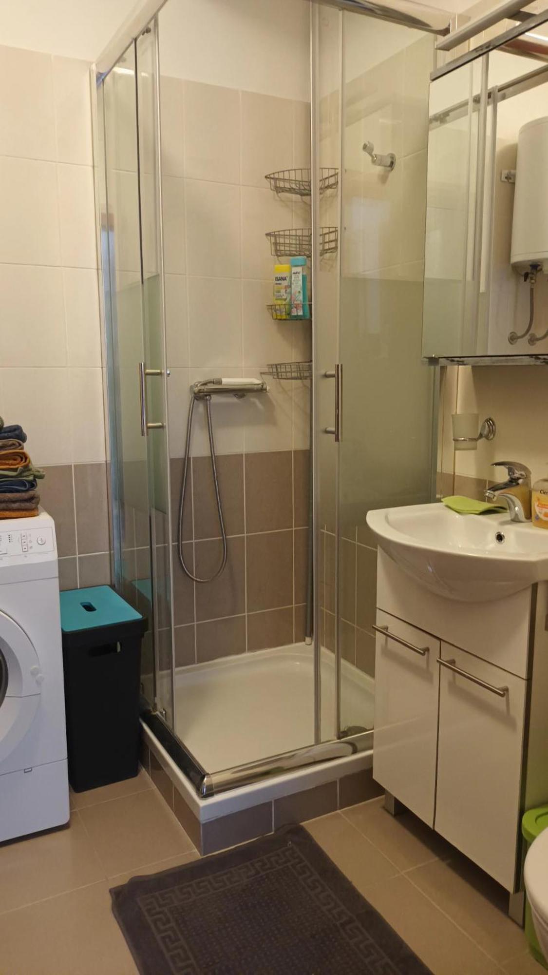 Apartman Sandra -Private Parking And Garden Zadar Exterior photo